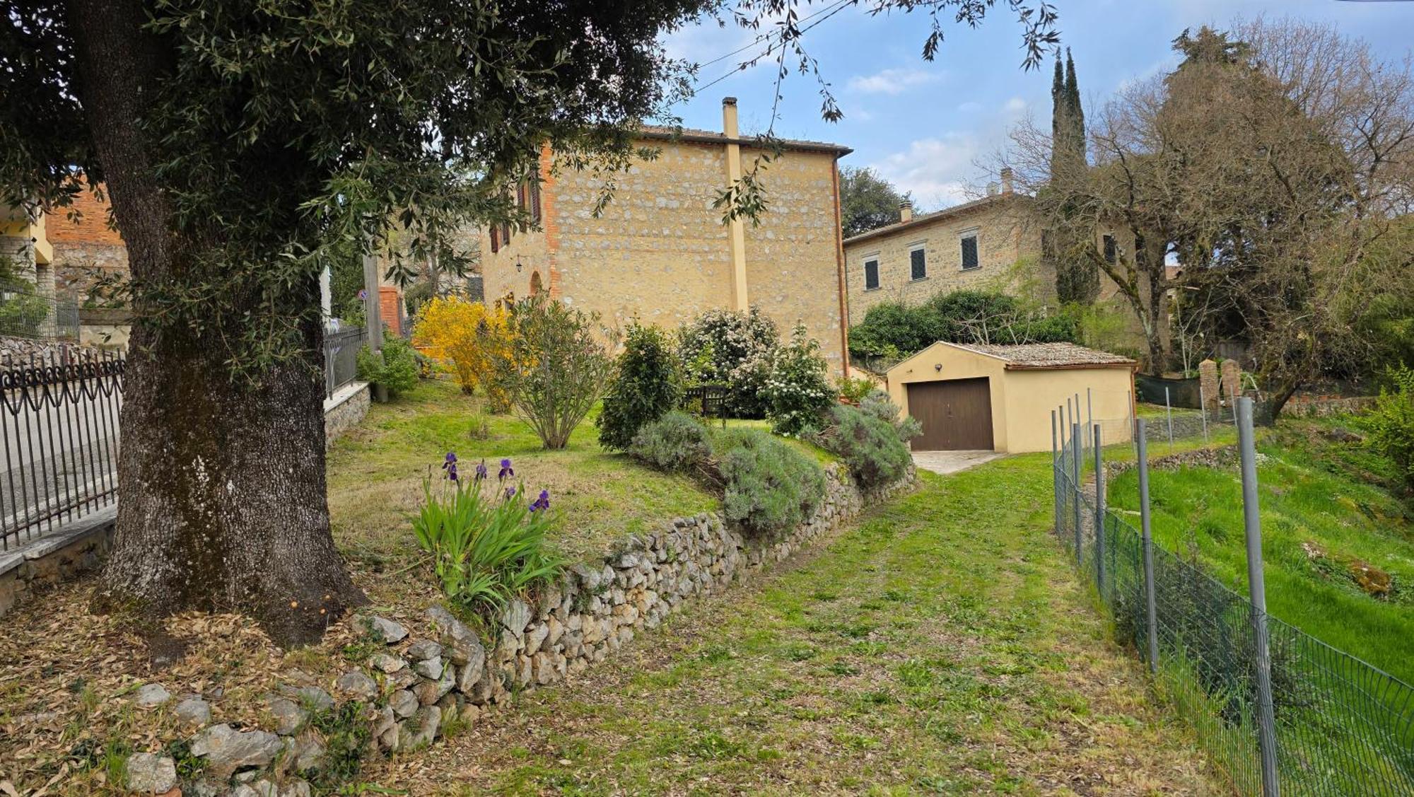 A Casa Di Gabri Villa Montefollonico Exteriör bild